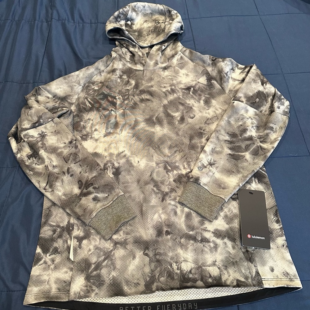 Men’s Lululemon Hooded Sweatshirt